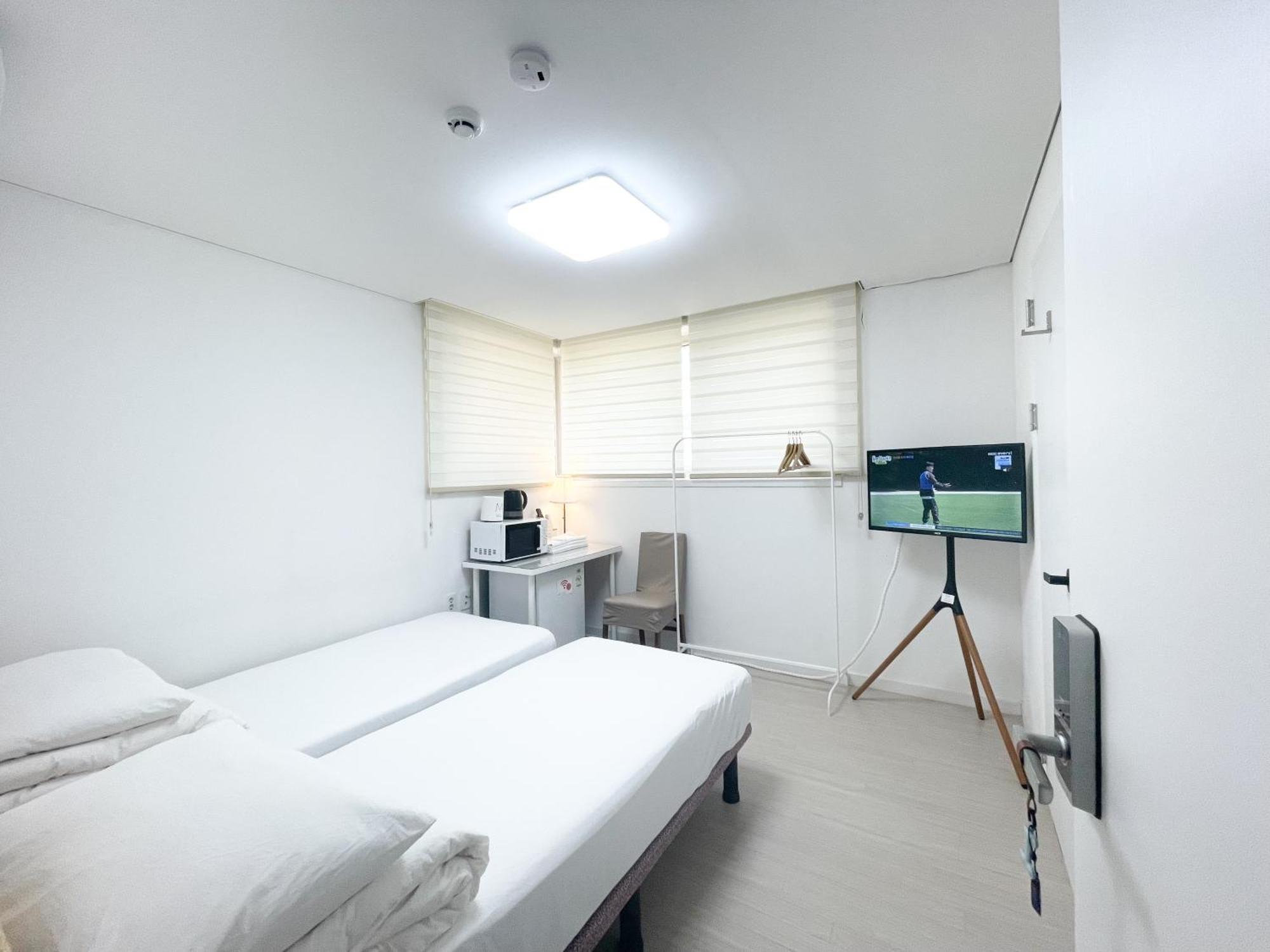 Koin Guesthouse Incheon Airport Szoba fotó